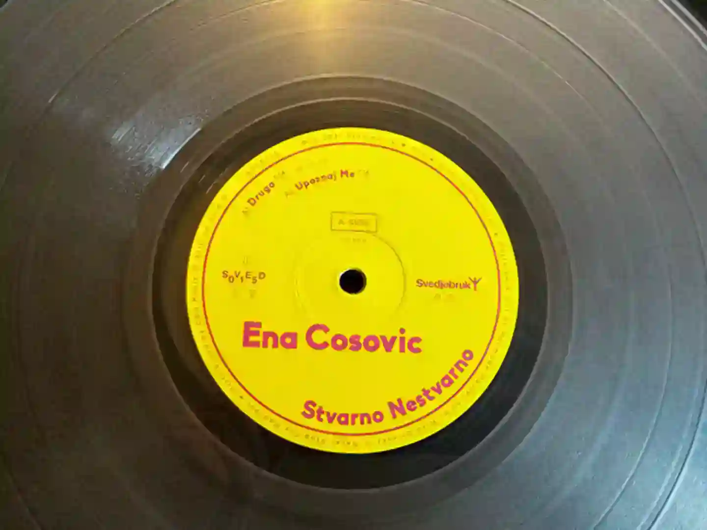 Upoznaj Me cover