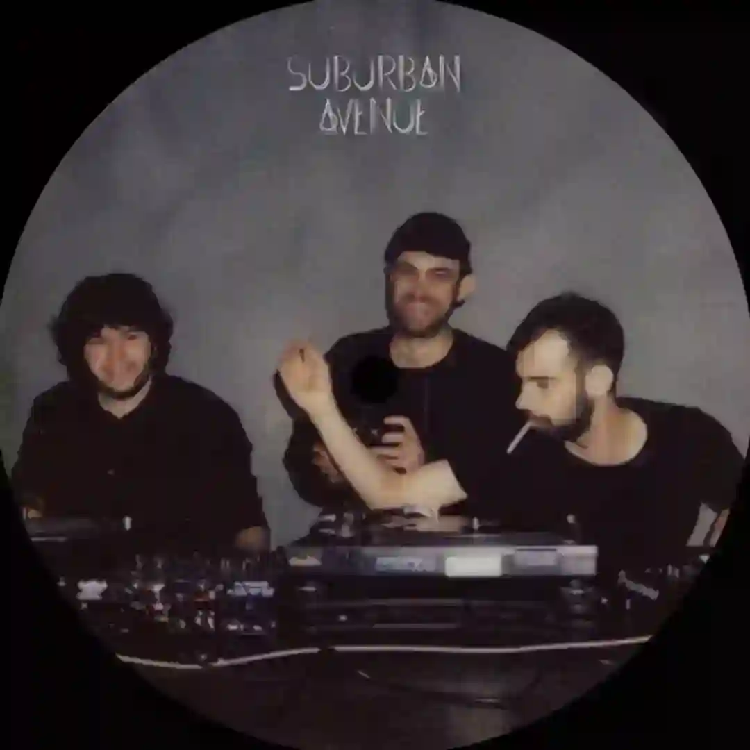 Sublunar cover
