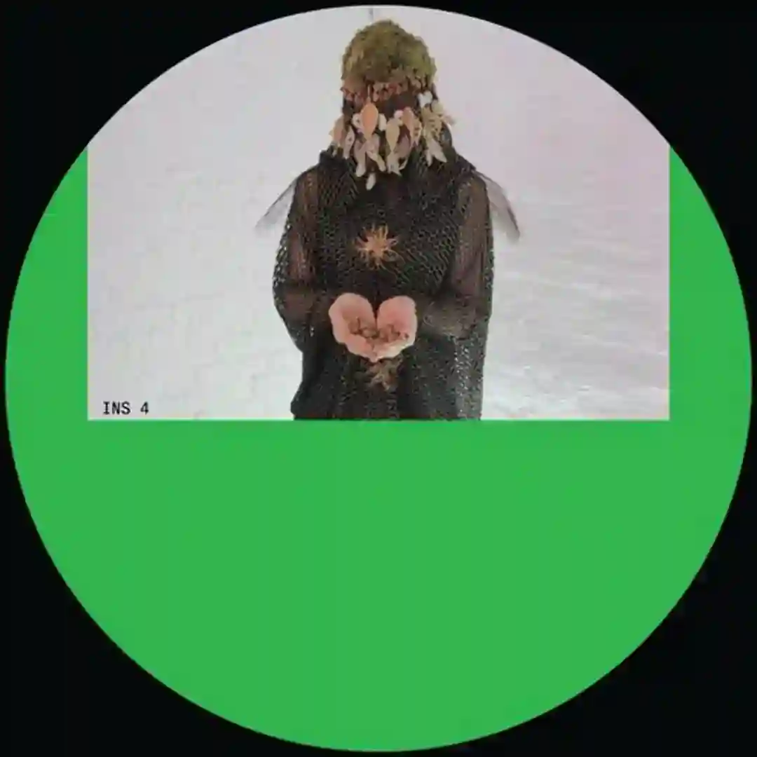 Extrapolar cover