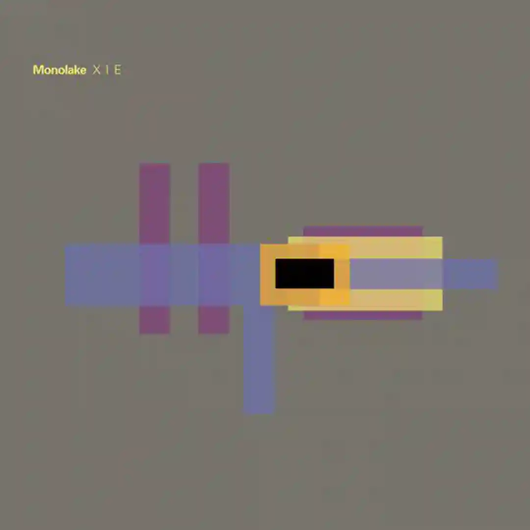 X I E cover