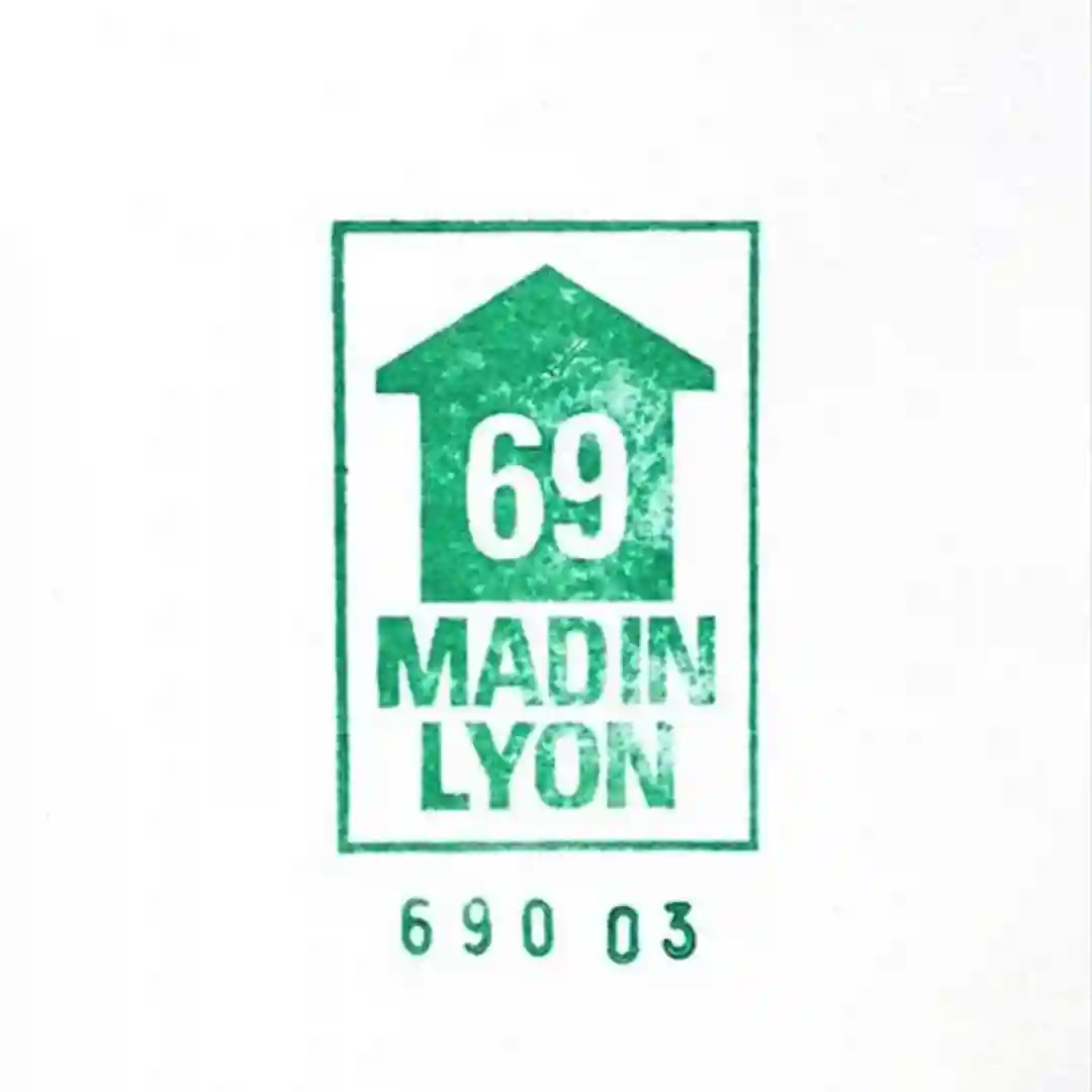 69K003 cover