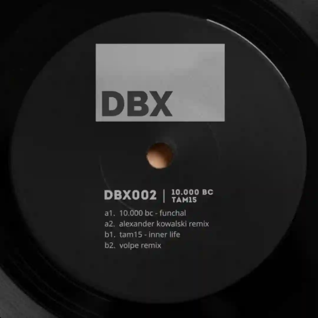 DBX002 cover