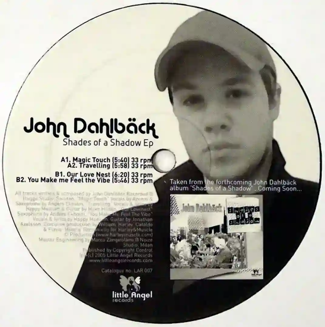 Travelling cover
