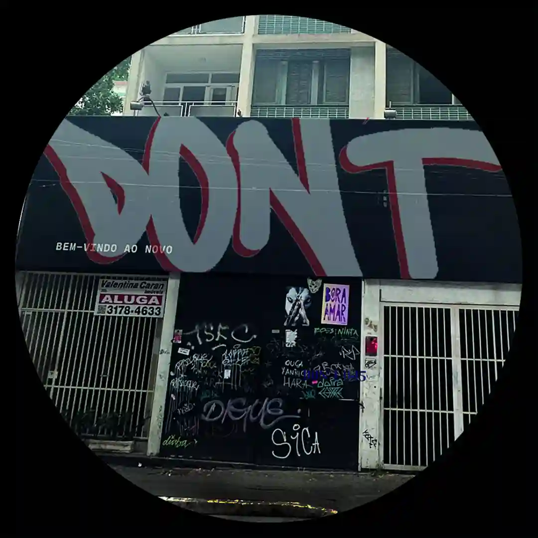 Looming Large EP cover