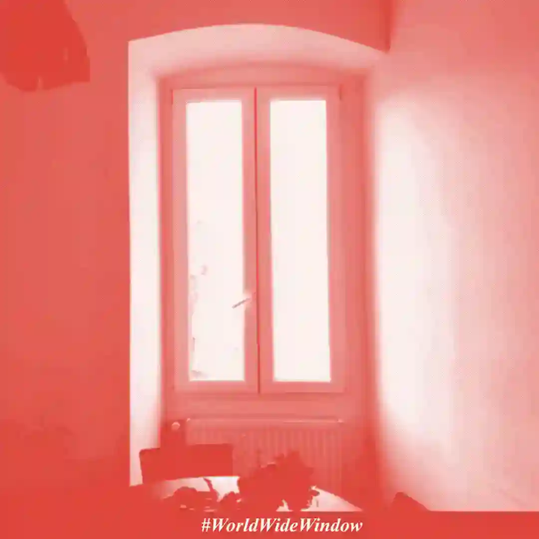 Eau cover