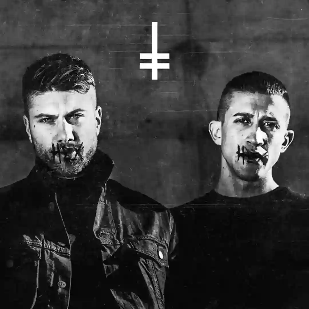 Raving In Paris cover