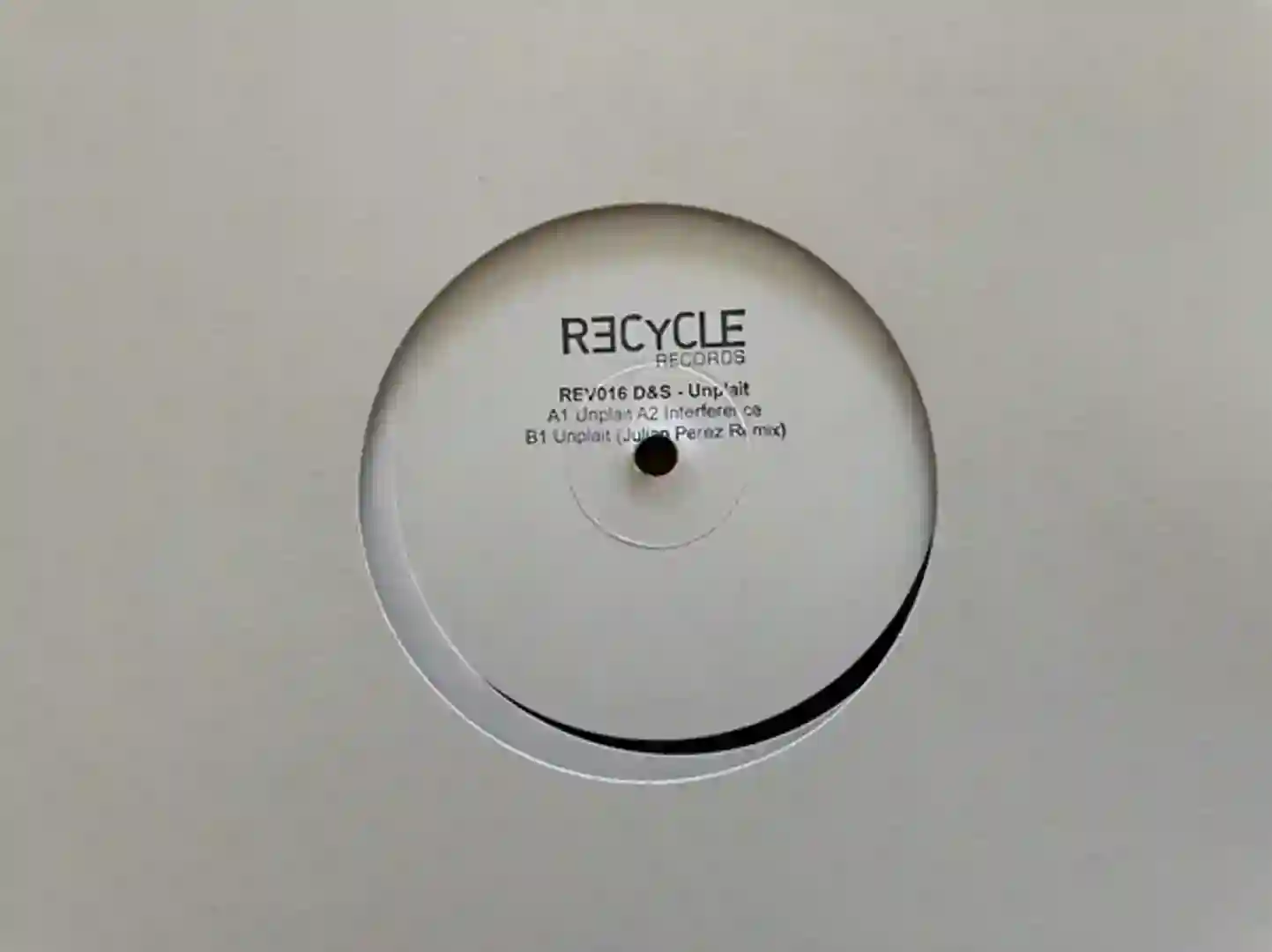 Unplait (Julian Perez Remix) cover