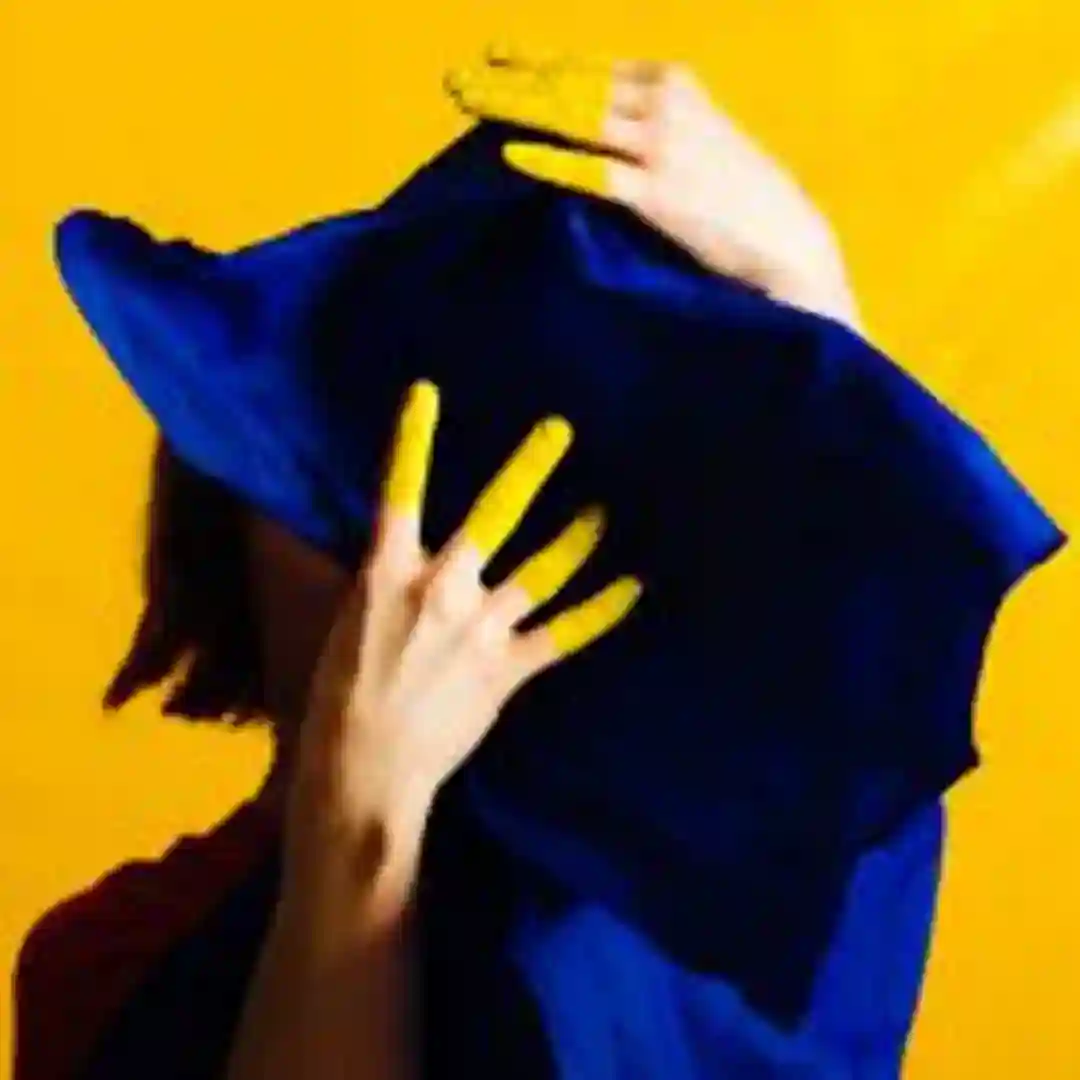 LIPS cover